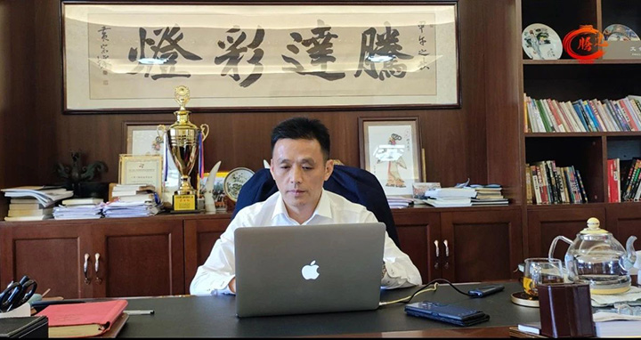 喜訊！粟本鋼同志榮獲 “ 2023年度自貢市優(yōu)秀民營(yíng)企業(yè)家 ” 稱(chēng)號(hào)